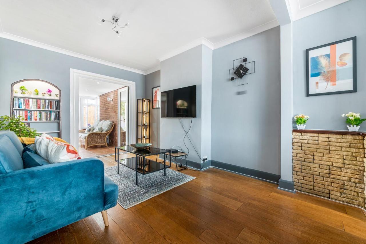 Stunning 3Br House W Garden & Parking In Richmond Villa Kew Bagian luar foto