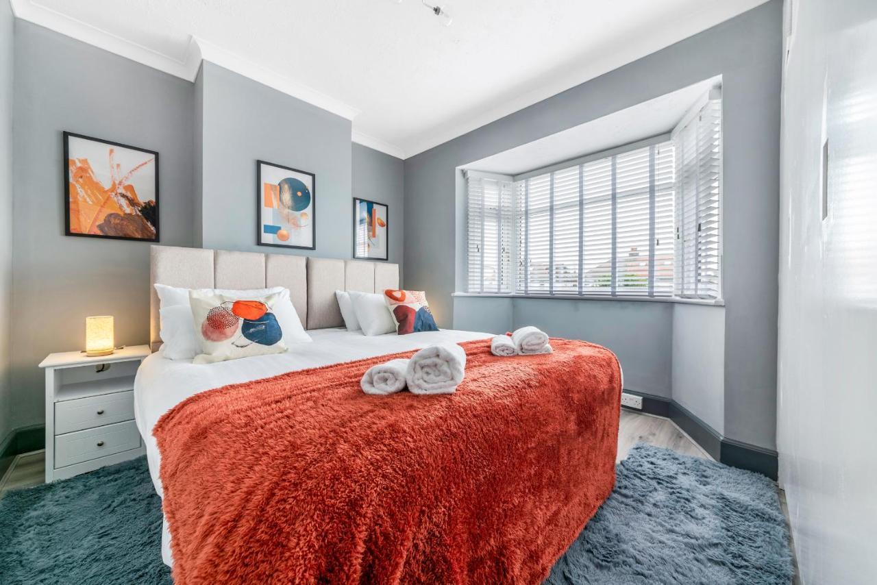 Stunning 3Br House W Garden & Parking In Richmond Villa Kew Bagian luar foto